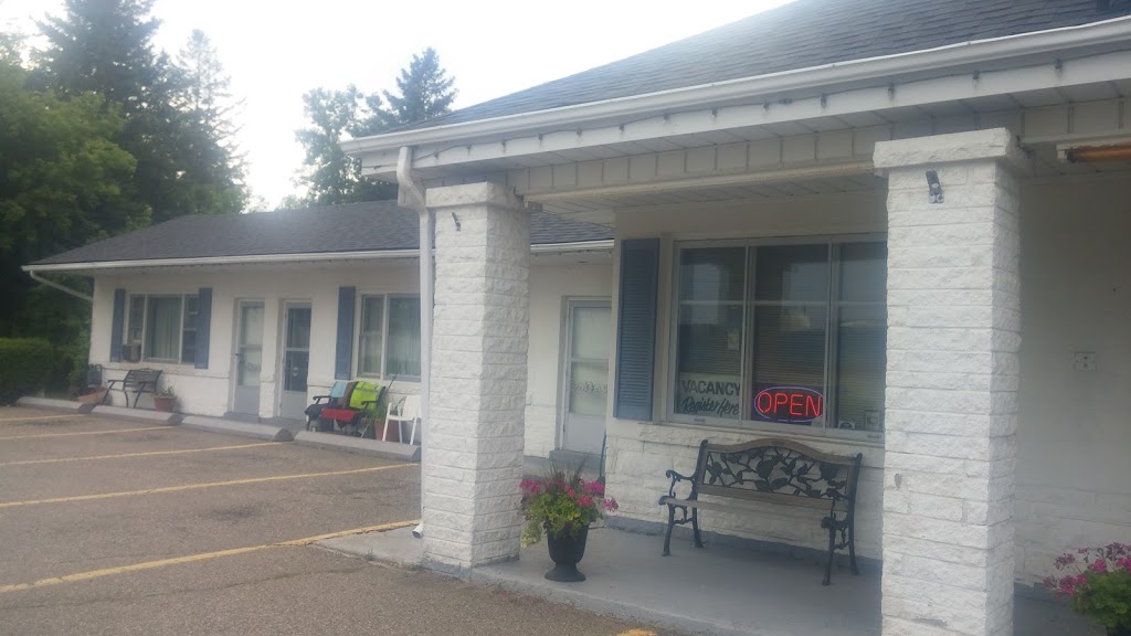 Motel California | 1075 Wilson St W, Ancaster, ON L9G 3K9, Canada | Phone: (905) 648-1821
