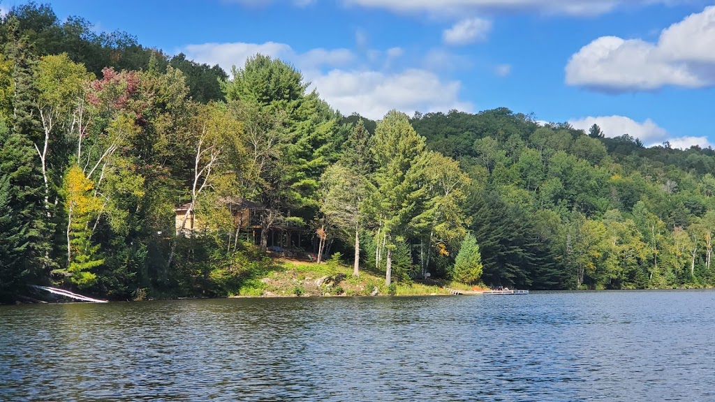 Les Chalets du Pic - Le Petit Pic | 327 Rang du, Rang Pic-Dur, Sainte-Béatrix, QC J0K 1Y0, Canada | Phone: (514) 941-8822