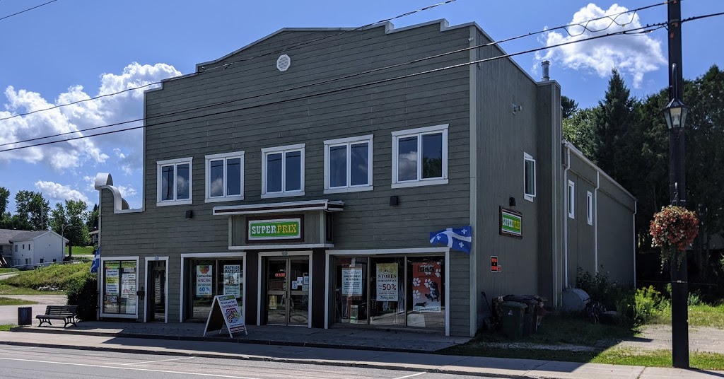 Centre De Liquidation Super Prix | 677 Rue LAnnonciation N, Rivière-Rouge, QC J0T 1T0, Canada | Phone: (819) 275-3636