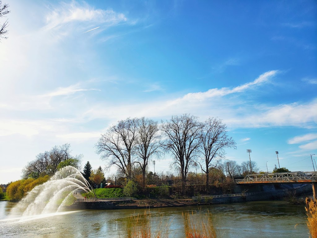 Riverside Park | 78 Riverside Dr, London, ON N6H 1B4, Canada | Phone: (519) 661-5575