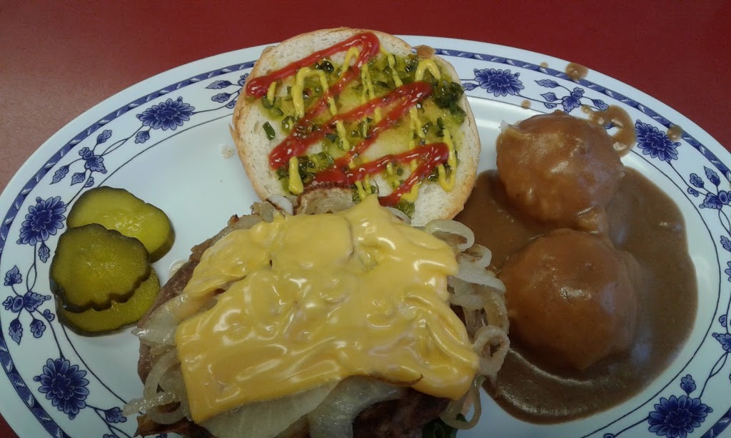 Peppers T&T Iron Horse Cafe | AB-28, Waskatenau, AB T0A 3P0, Canada | Phone: (780) 358-2333