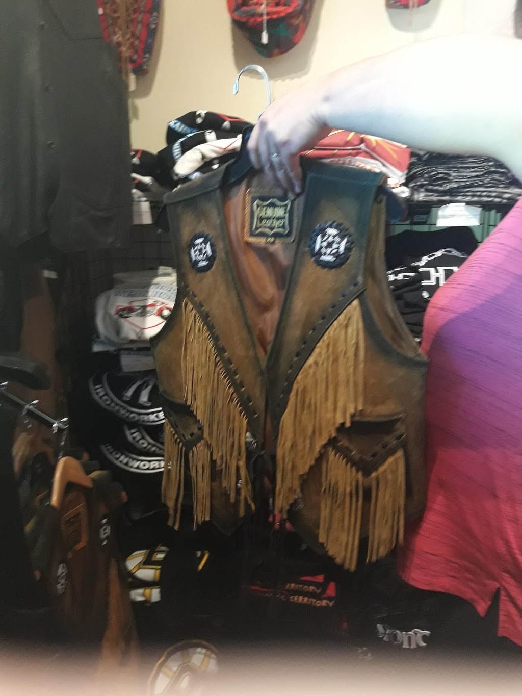 Ironhorse Wearhouse | 952 Old Malone Hwy, Kahnawake, QC J0L 1B0, Canada | Phone: (450) 638-0873