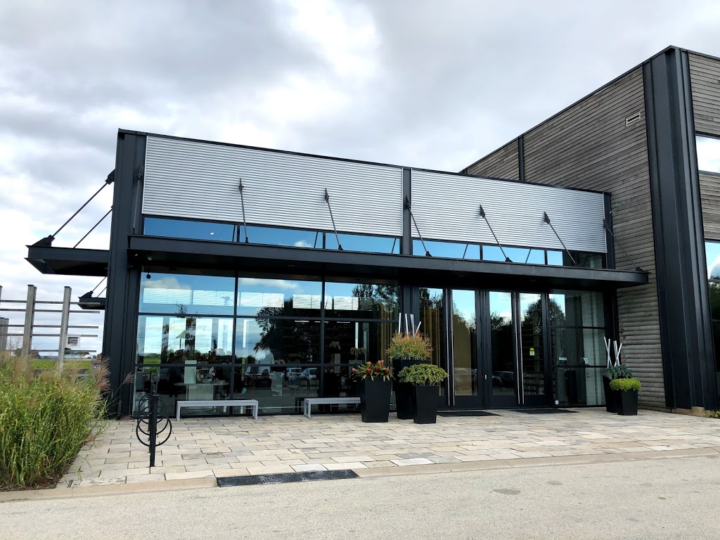 Stratus Vineyards | 2059 Niagara Stone Rd, Niagara-on-the-Lake, ON L0S 1J0, Canada | Phone: (905) 468-1806