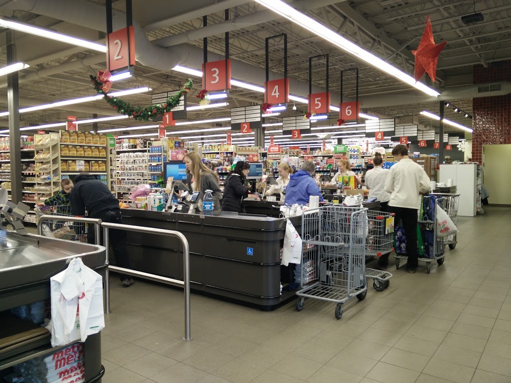 Metro Laroche Laurier-Station | 122 Boulevard Laurier, Laurier-Station, QC G0S 1N0, Canada | Phone: (418) 728-2882