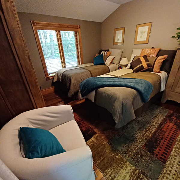 Consider the Lilies Bed and Breakfast | 16571 Ninth Line, Whitchurch-Stouffville, ON L4A 3N8, Canada | Phone: (416) 456-7167
