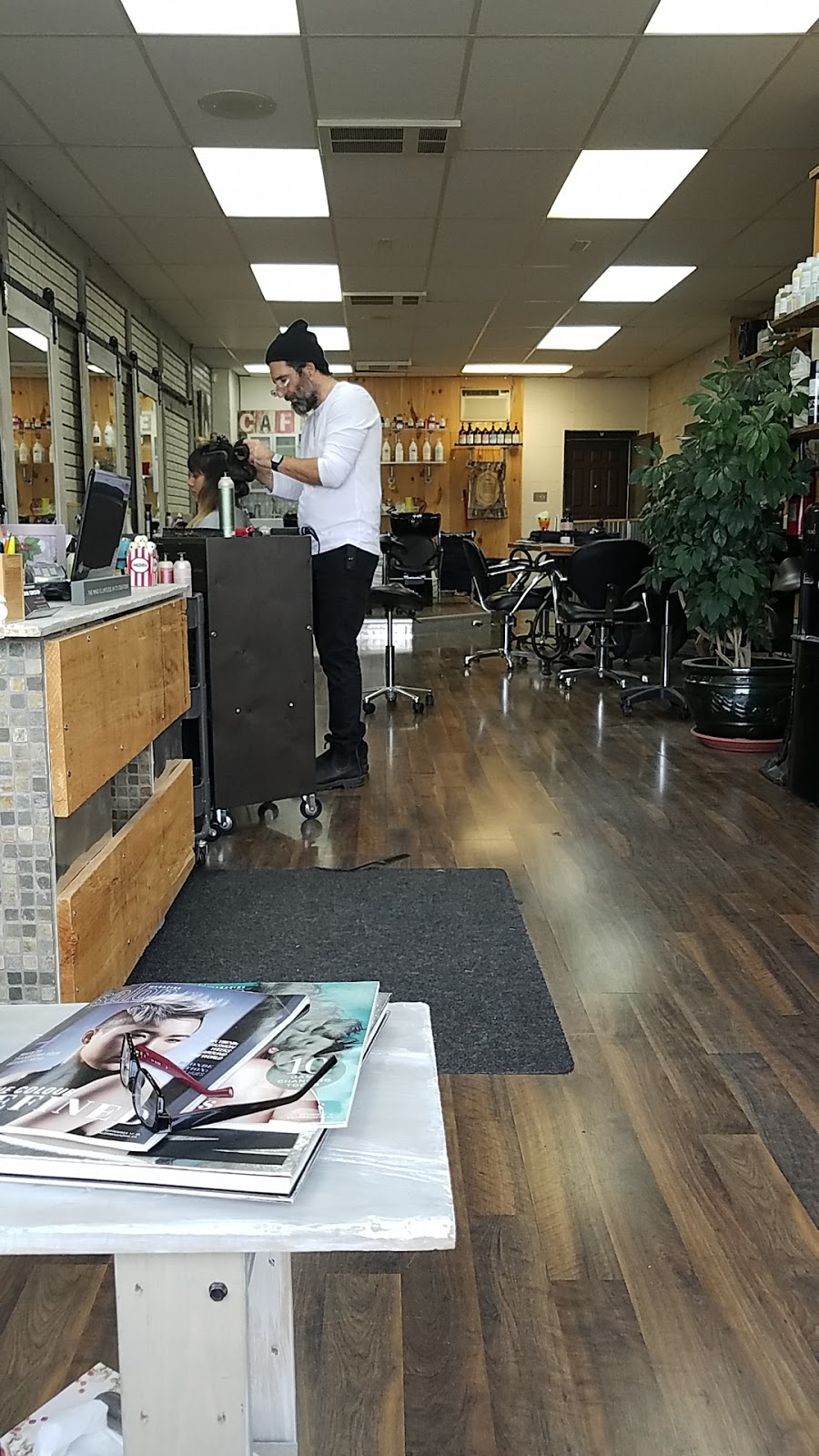 Addx Hair Group | 280 Queen St S, Bolton, ON L7E 4Z5, Canada | Phone: (905) 857-1727