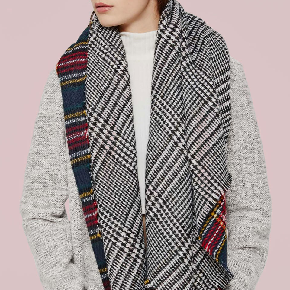 Ardene | 1063 Talbot St, St Thomas, ON N5P 1G4, Canada | Phone: (519) 913-3176