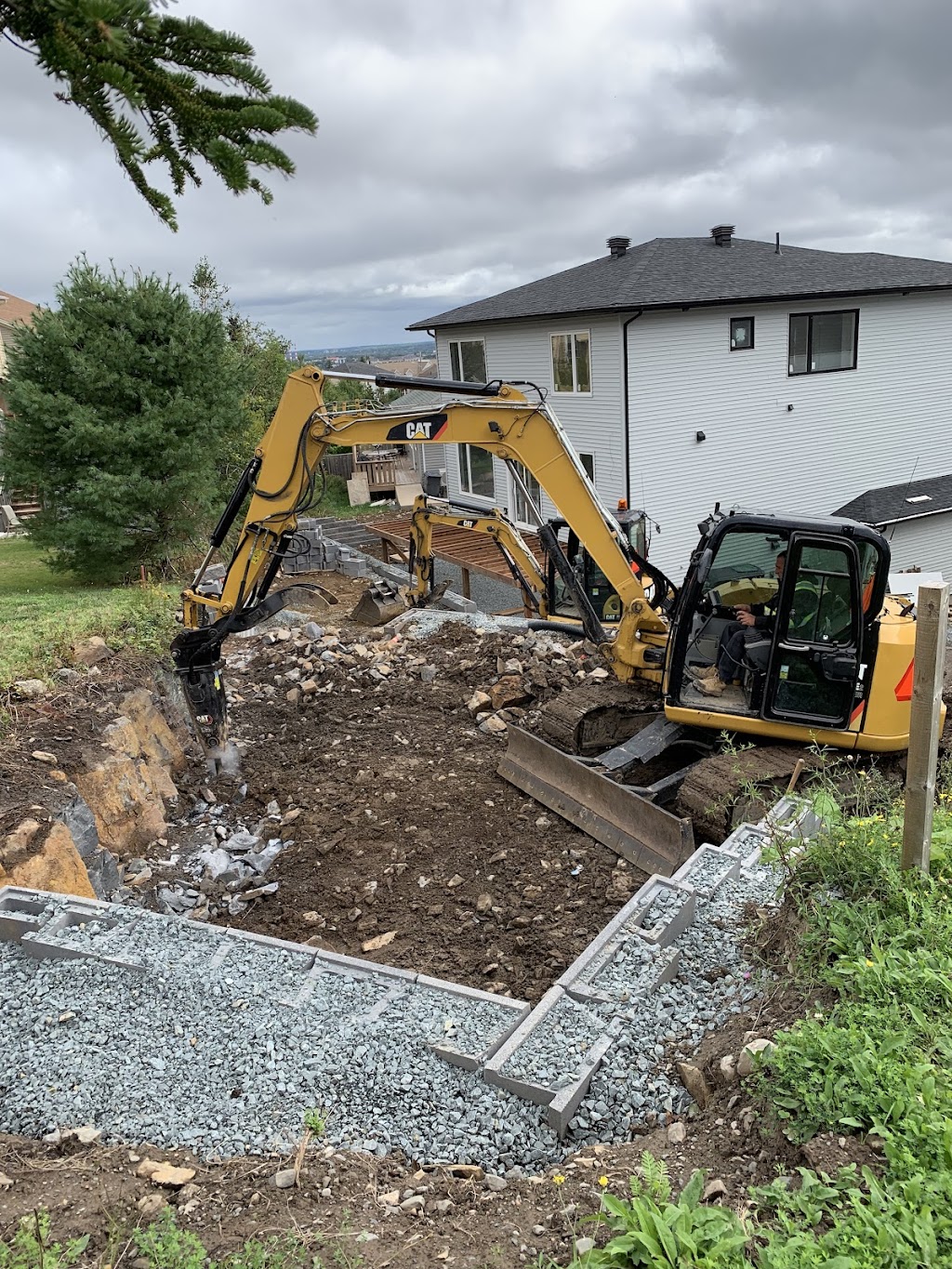 R & E Contracting Ltd. | 98 Hamilton Dr, Middle Sackville, NS B4E 3A9, Canada | Phone: (902) 449-4444