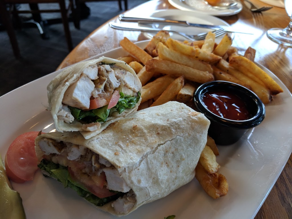 Bill Matticks Restaurant & Lounge | 5331 Cordova Bay Rd, Victoria, BC V8Y 1R1, Canada | Phone: (250) 658-4271