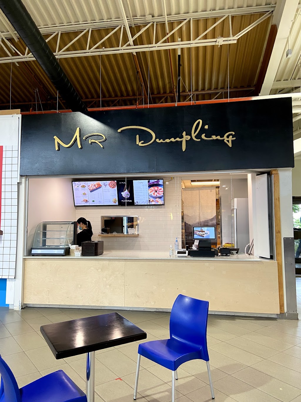 Mr. Dumpling | 7500 Bd des Galeries dAnjou Suite B15, Anjou, QC H1M 3M4, Canada | Phone: (514) 907-5055