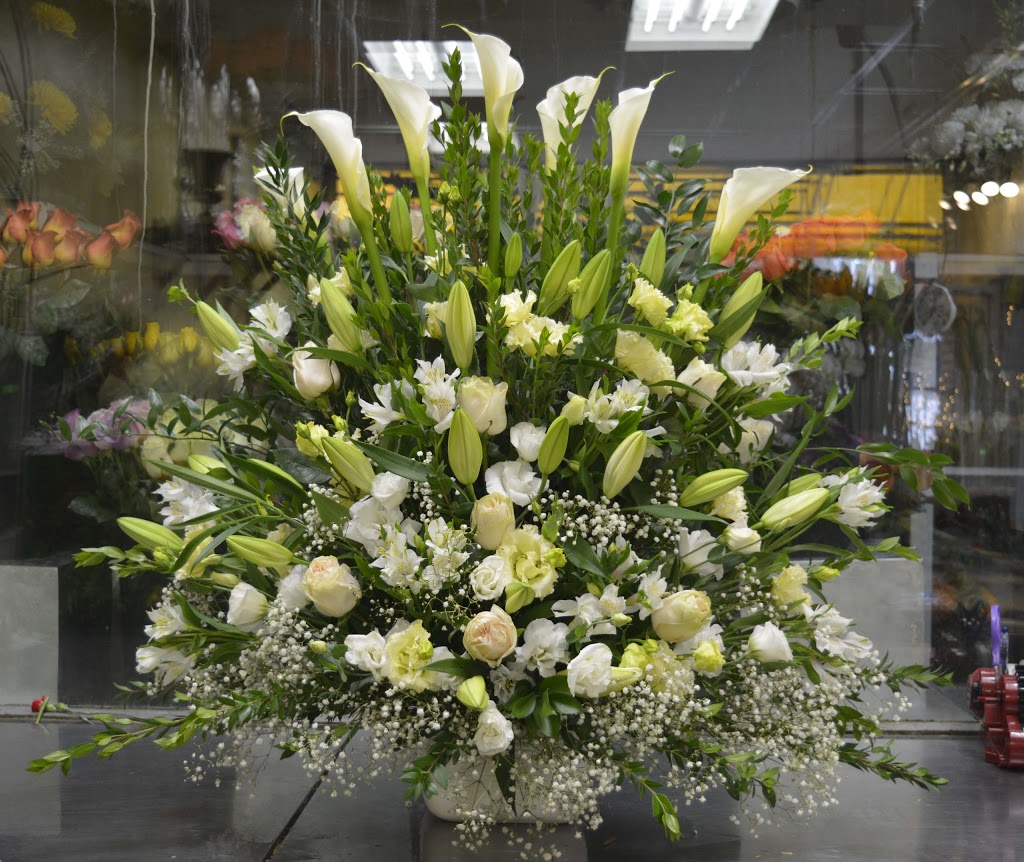 Flower Deco | 35 Lakeshore Rd W, Oakville, ON L6K 1C8, Canada | Phone: (905) 337-0968