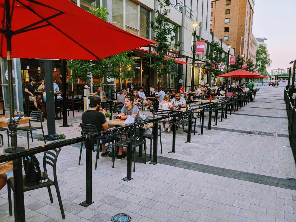 Clocktower Brew Pub - Rideau | 140 Rideau St, Ottawa, ON K1N 7B7, Canada | Phone: (613) 695-9955