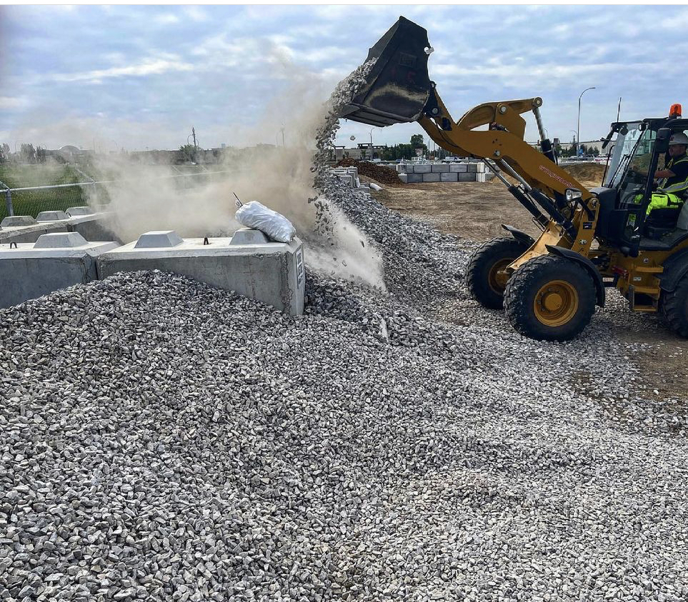 ProZone Landscaping Supplies Center | 13919 Mark Messier Trail NW, Edmonton, AB T6V 1H4, Canada | Phone: (780) 452-9777