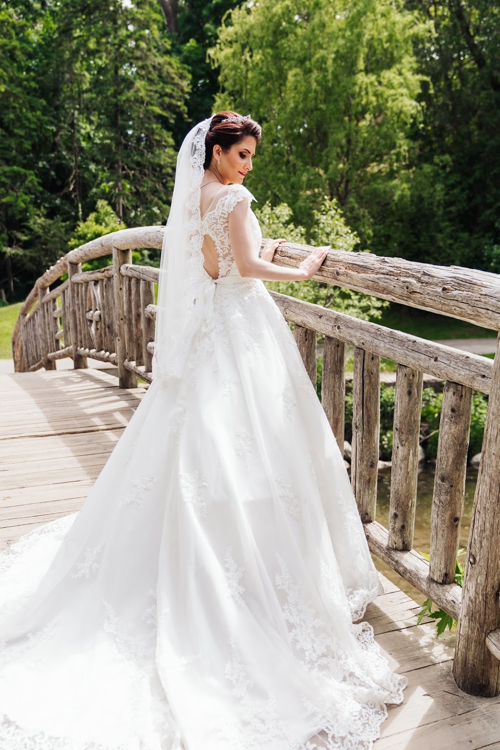 Amanda-Linas Sposa Boutique | 177 Whitmore Rd, Woodbridge, ON L4L 6A6, Canada | Phone: (905) 265-8707
