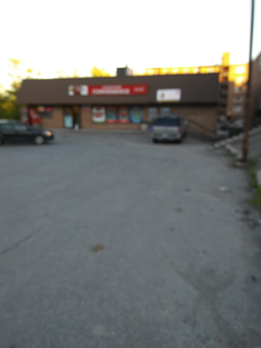 Jackson Park Convenience | 653 Parkhill Rd W, Peterborough, ON K9J 6N7, Canada | Phone: (705) 742-7681