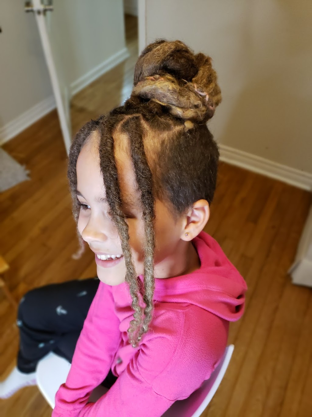 DreadFlock | 112 Oak St, Collingwood, ON L9Y 2X8, Canada | Phone: (705) 888-2298