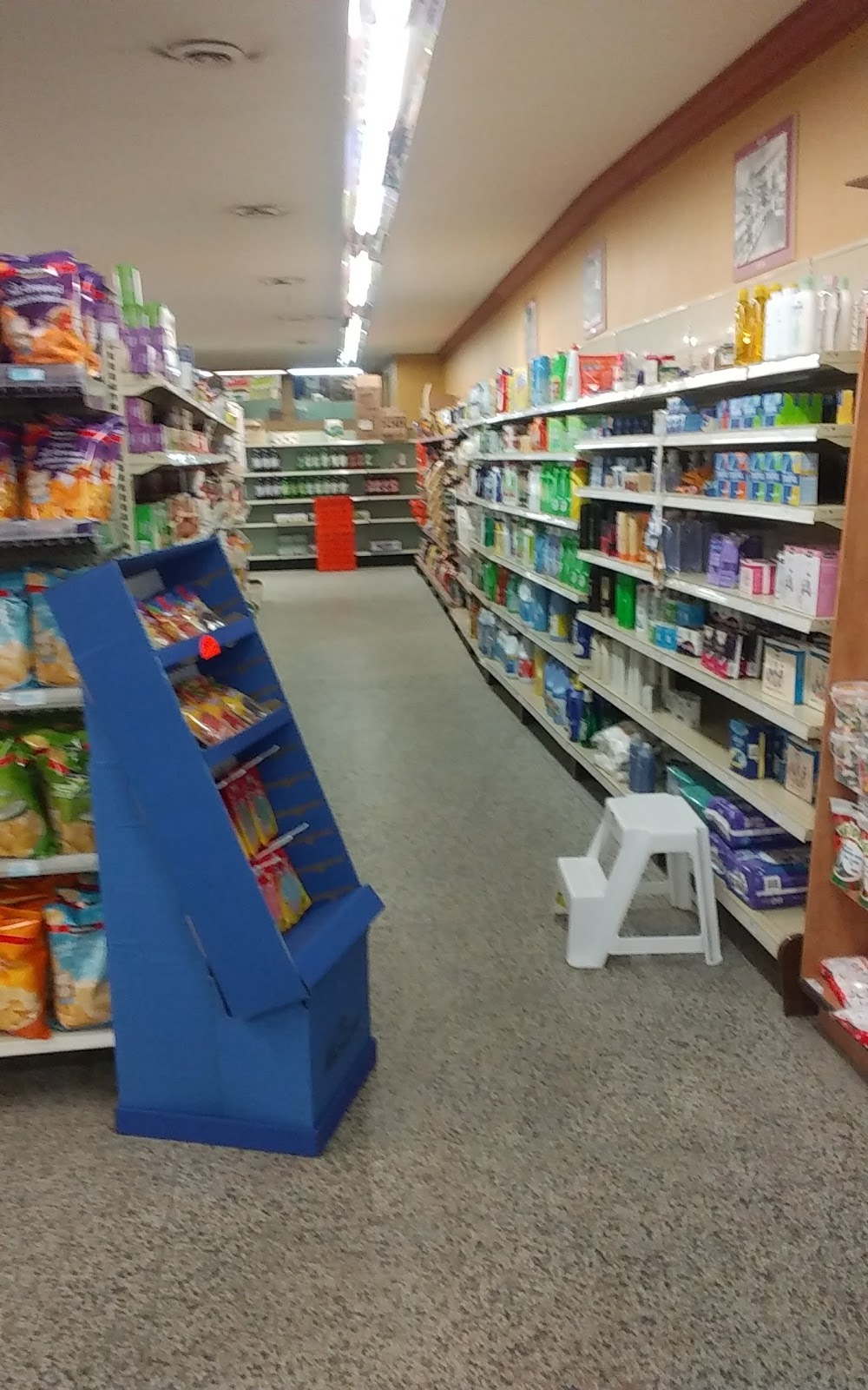 Marché Belle Chutes | 56 Avenue Ruel, Québec, QC G1C 2E1, Canada | Phone: (418) 661-2605