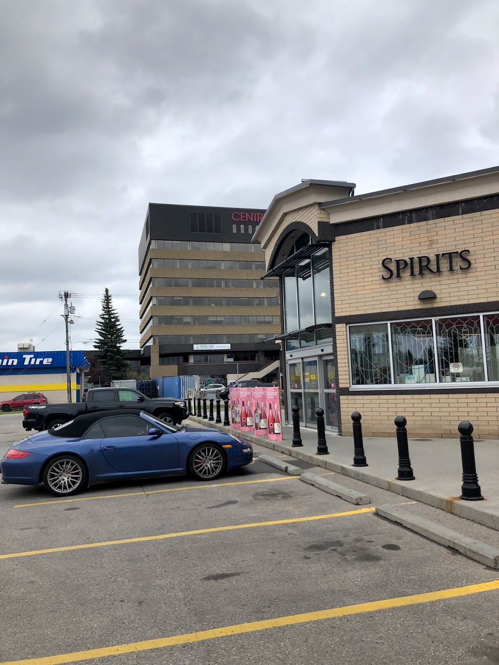Co-op Wine Spirits Beer Kingsland | 6907 Macleod Trail SW, Calgary, AB T2H 0L6, Canada | Phone: (403) 252-2447