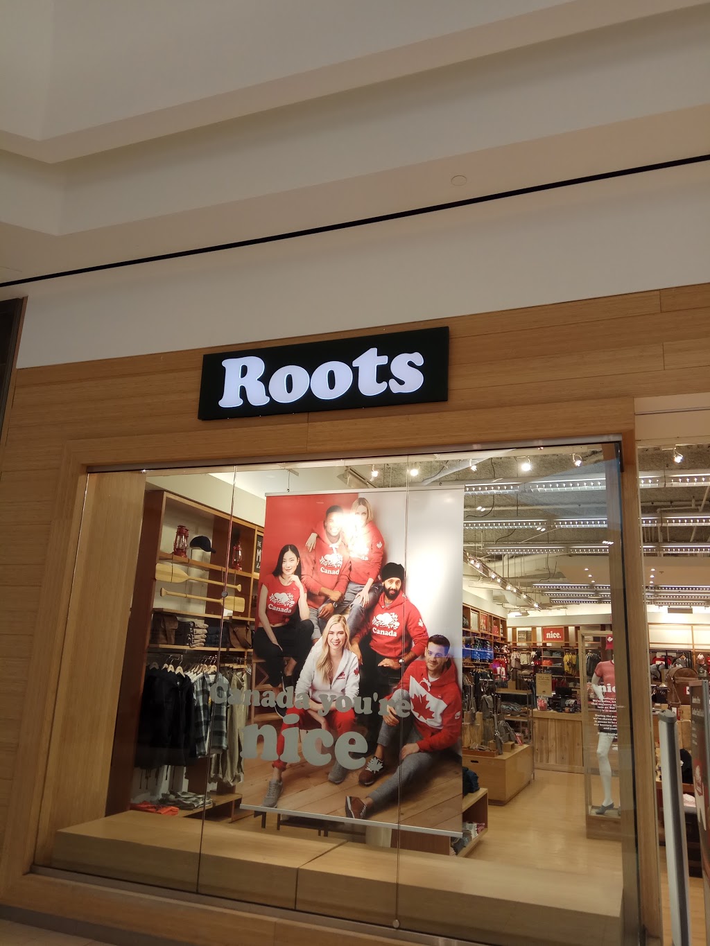 Roots | 300 Borough Dr Unit 275, Scarborough, ON M1P 4P5, Canada | Phone: (416) 296-9811
