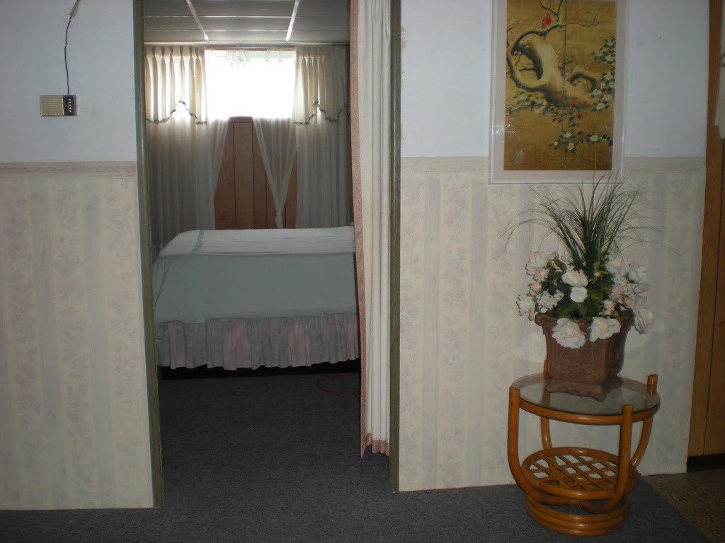 "Sleep & Go Gem" Accommodations 2-5 | lodging | 39 Eastdale Crescent, Welland, ON L3B 1E6, Canada | 9057350928 OR +1 905-735-0928