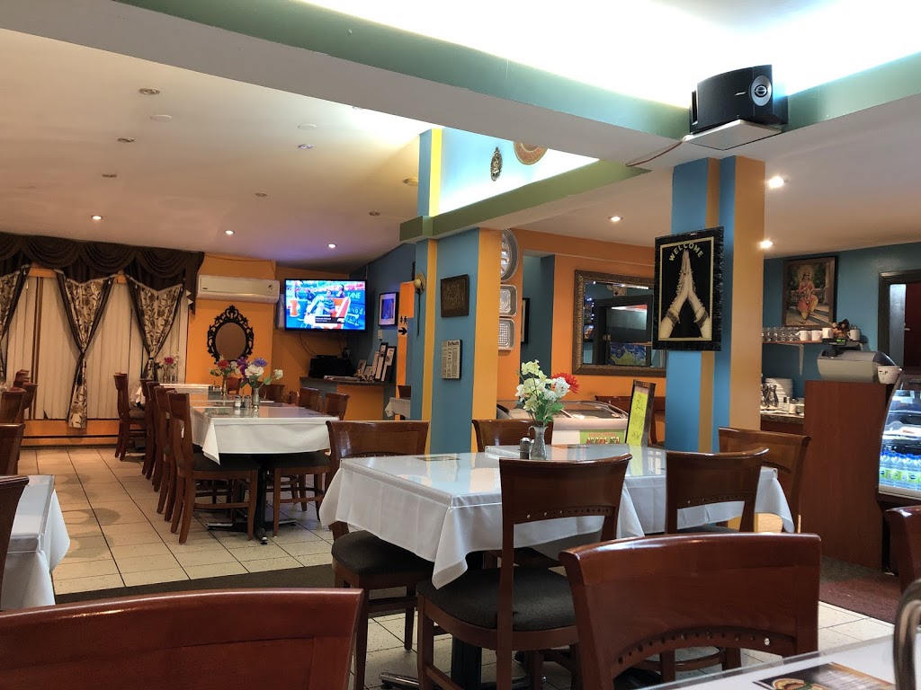 Restaurant Dev | 324 Grand Boulevard, LÎle-Perrot, QC J7V 4X2, Canada | Phone: (514) 453-1234