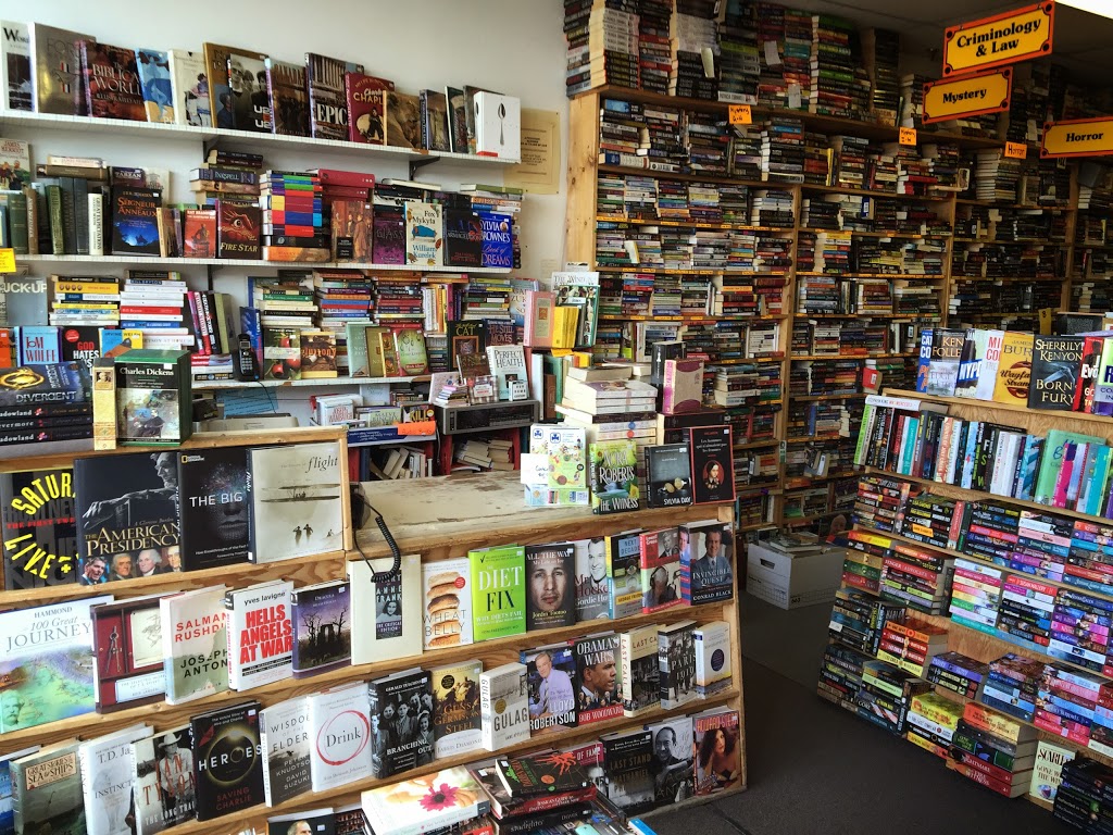Orleans Book Market | 1675 Tenth Line Rd, Orléans, ON K1E 3P6, Canada | Phone: (613) 824-3198