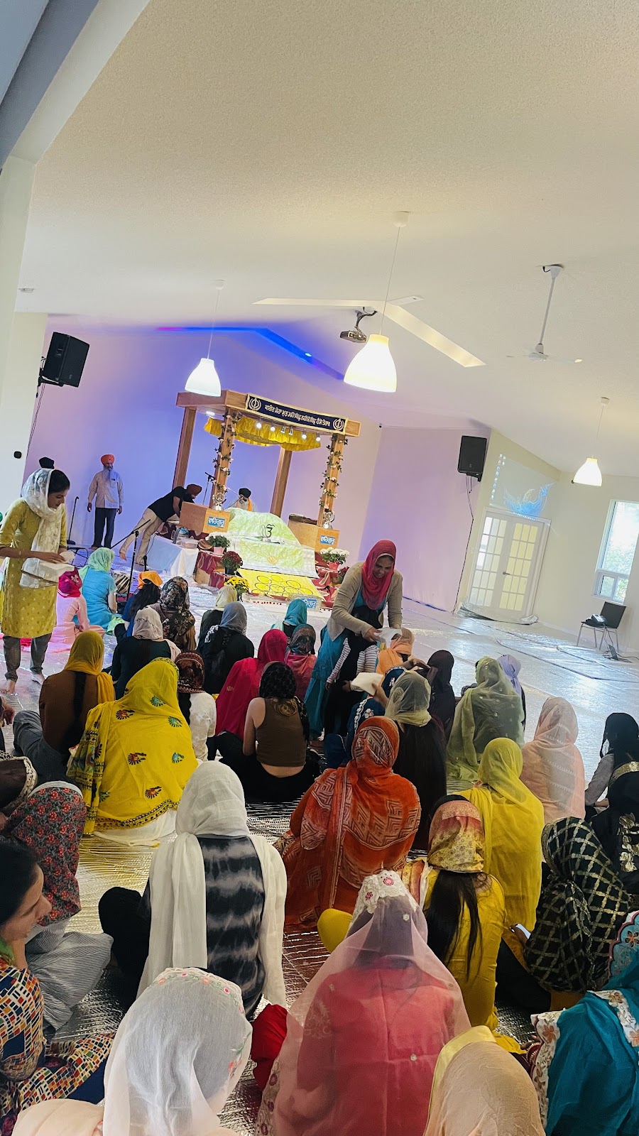 Gurudwara Guru Nanak Darbar Belleville | 151 Cloverleaf Dr, Belleville, ON K8N 4Z5, Canada | Phone: (343) 367-0151