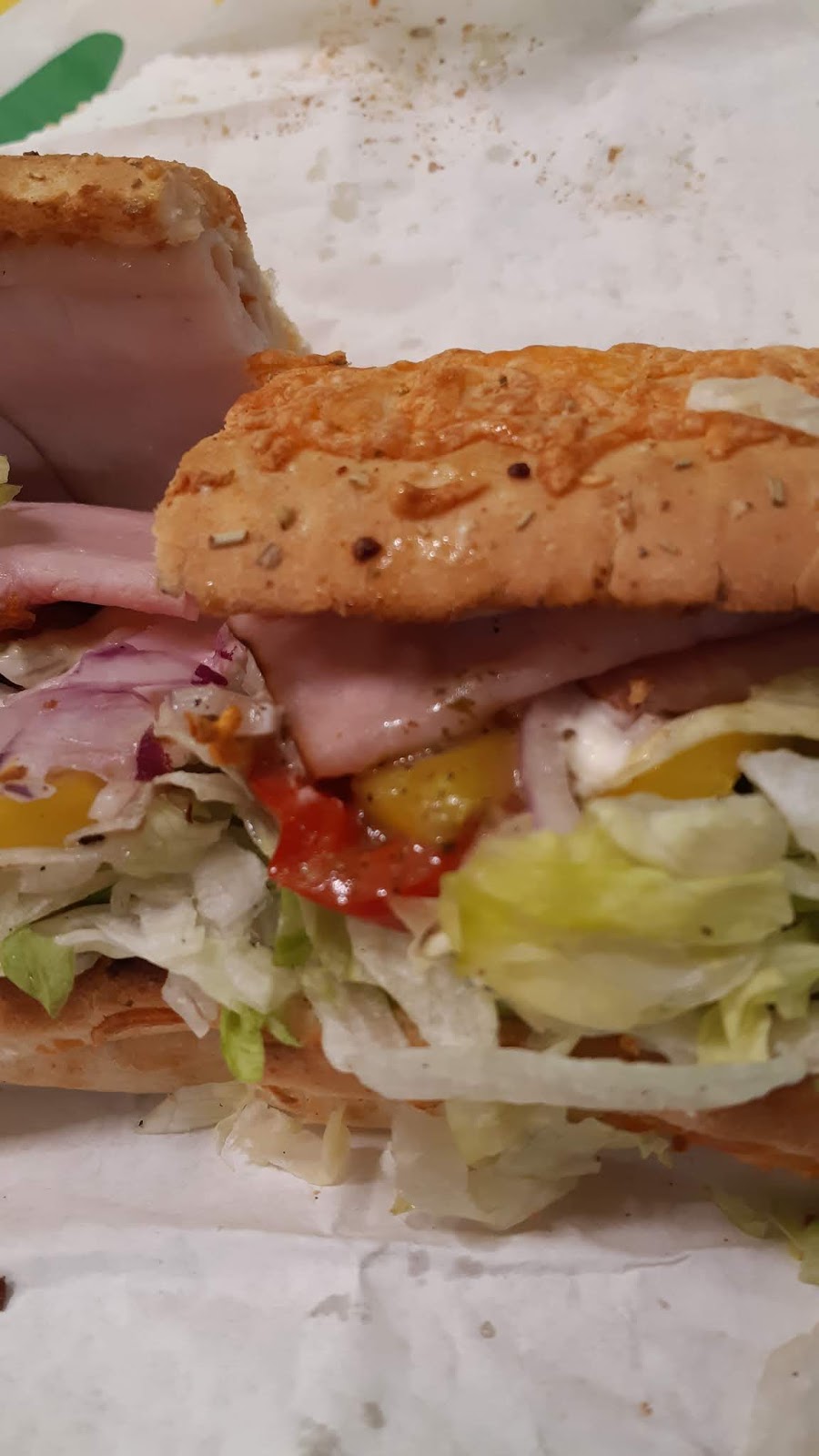 Subway | 572 Niagara St N, Welland, ON L3C 6T8, Canada | Phone: (905) 714-0677