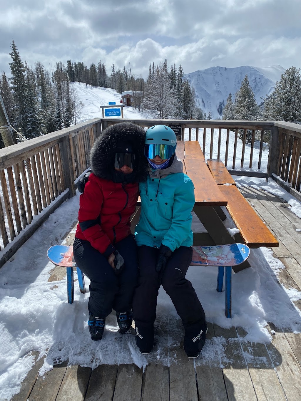 Summit Hut | East Kootenay F, BC V0A 1K5, Canada | Phone: (250) 341-1399