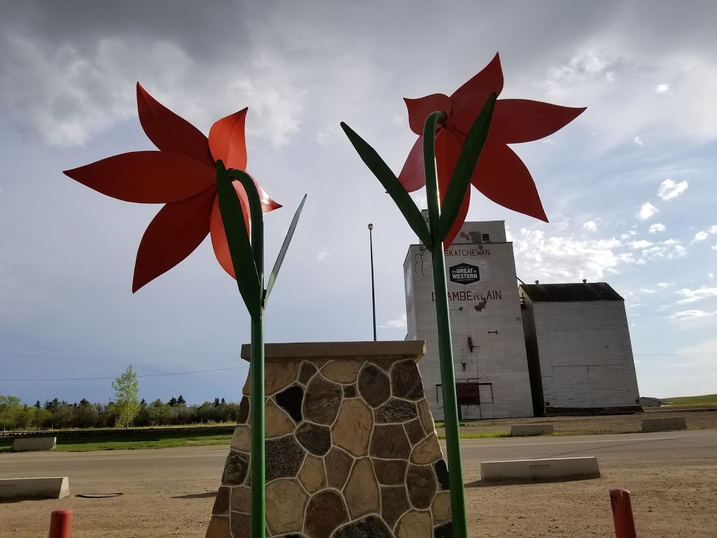 Twisted Sisters | 1st street #11, Chamberlain, SK S0G 0R0, Canada | Phone: (306) 638-3040