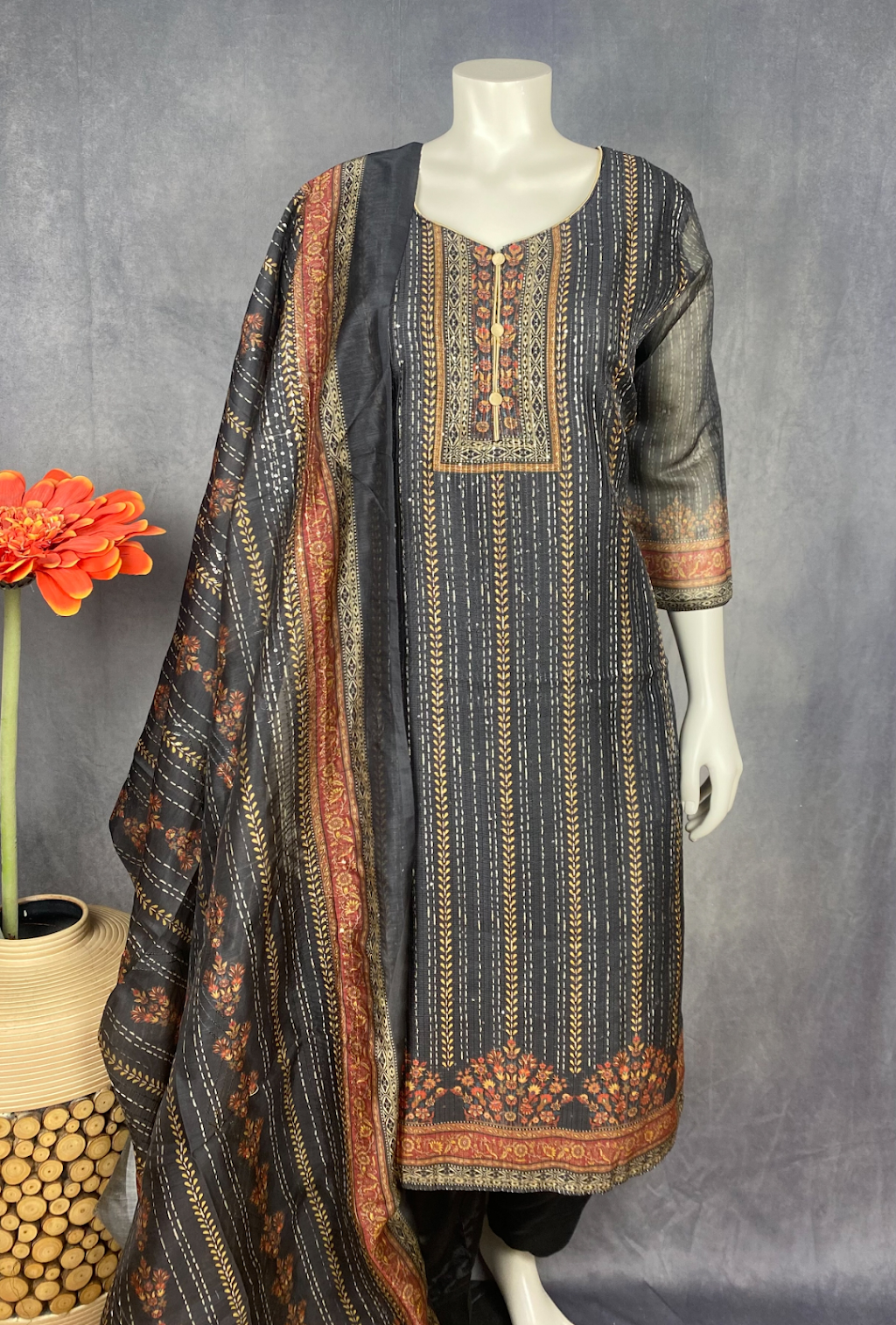 SHALUK | 11 Echo Glen Rd, Toronto, ON M1G 3W2, Canada | Phone: (647) 707-6947