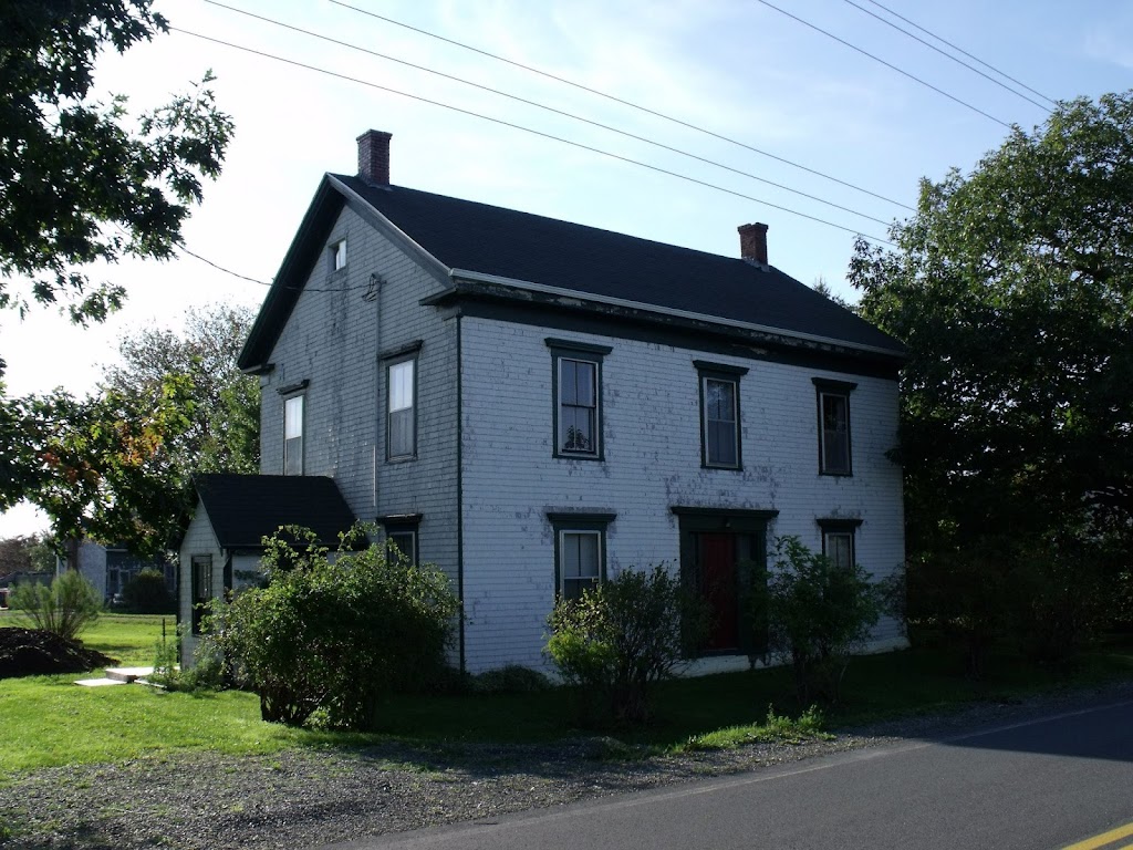 Ebbs & Flows , Antiques, Vintage, Retro, & New Collectibles. | 8894 NS-215, Maitland, NS B0N 1T0, Canada | Phone: (902) 261-2661