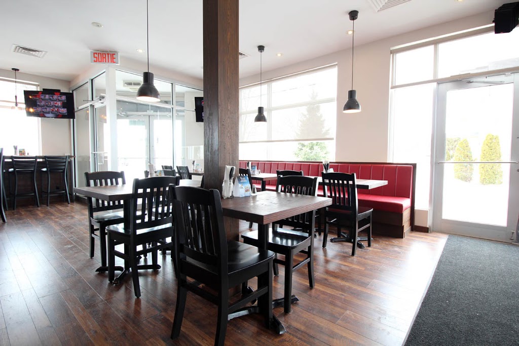 Kirkland Resto Bar | 3874 Boulevard Saint-Charles, Pierrefonds, QC H9J 3S8, Canada | Phone: (438) 797-7010