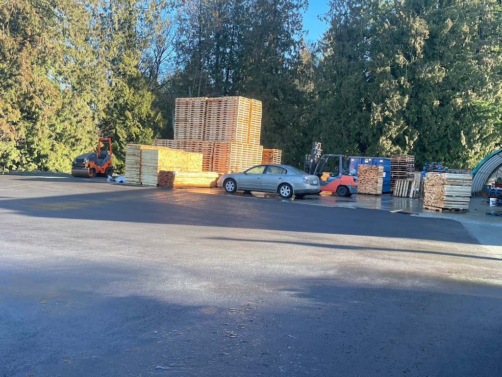 M&M Quality Pallet Ltd | 4425 No. 3 Rd, Chilliwack, BC V2R 5E8, Canada | Phone: (778) 636-3992