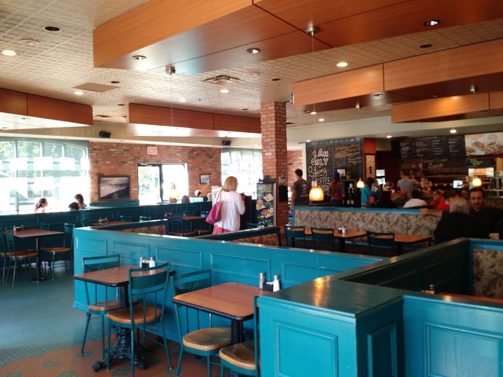 Williams Fresh Cafe | 4500 King St E, Kitchener, ON N2P 2G4, Canada | Phone: (519) 653-9887