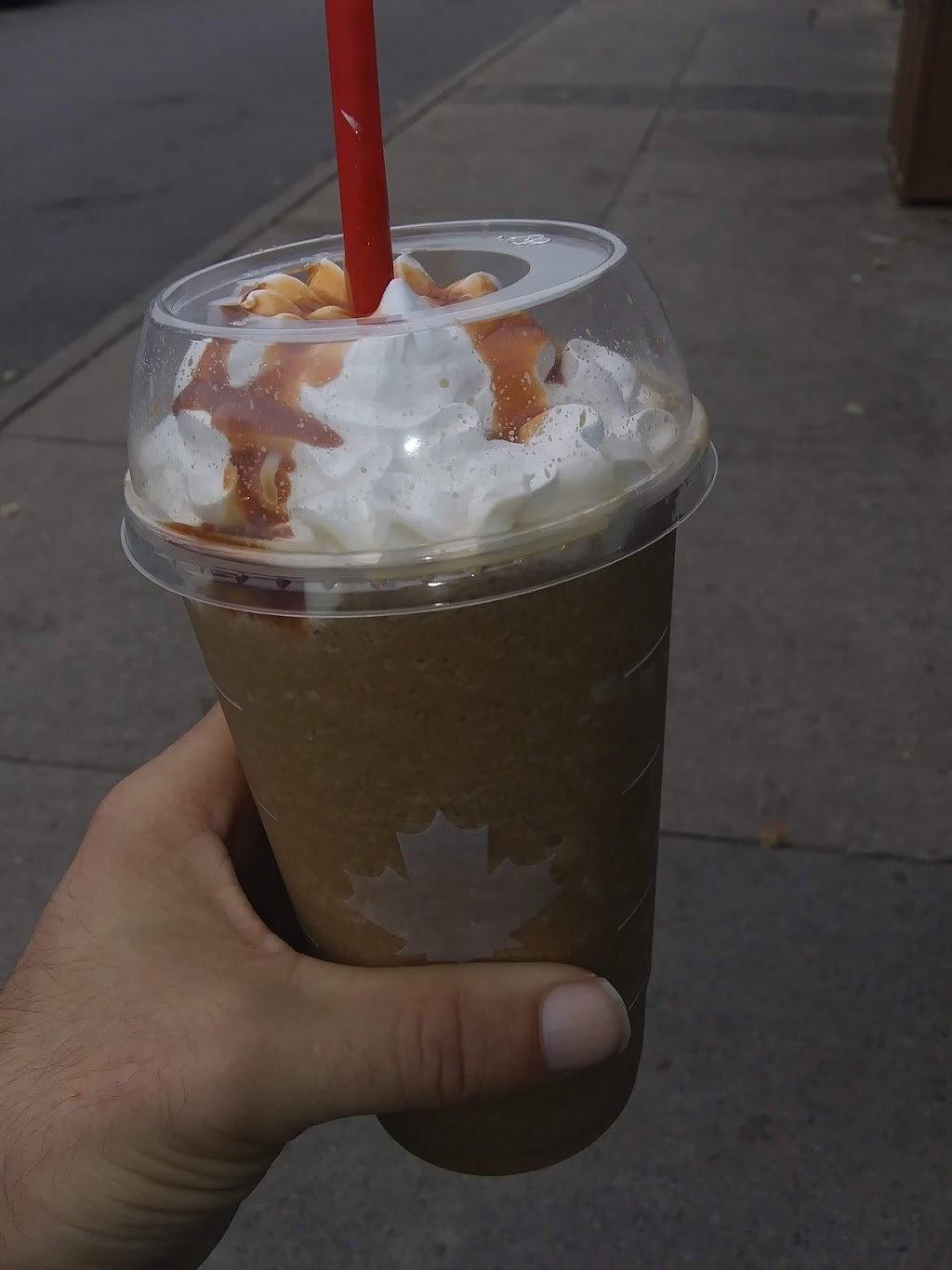 Tim Hortons | 150 Lakeshore Rd E, Mississauga, ON L5G 1E9, Canada | Phone: (905) 271-8467