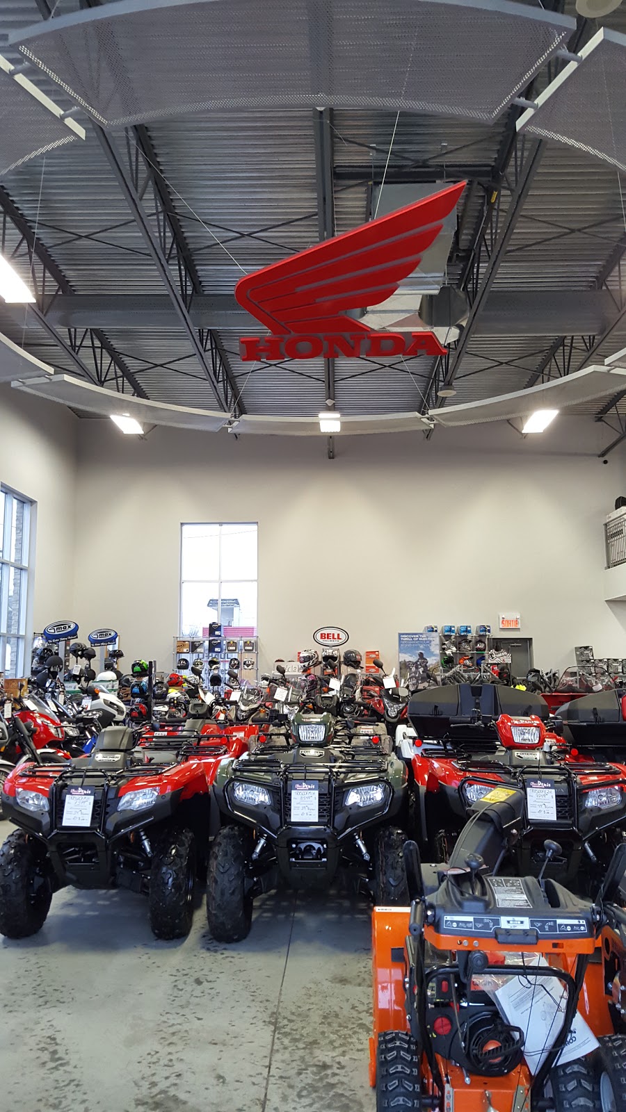 Boisvert Motos - LAMI DENIS | 294 Rue Queen, Sherbrooke, QC J1M 1K6, Canada | Phone: (819) 565-1376