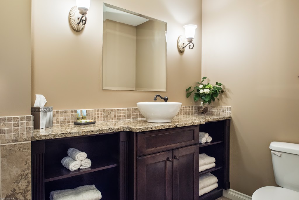 The Castle at Swan Lake Hotel | 7905 Greenhow Rd, Vernon, BC V1B 3S2, Canada | Phone: (778) 475-4232
