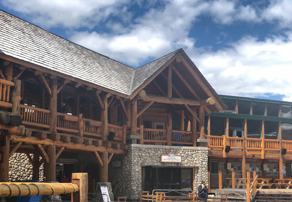 Northface Bistro | 1 Whitehorn Dr, Lake Louise, AB T0L 1E0, Canada | Phone: (403) 522-3555
