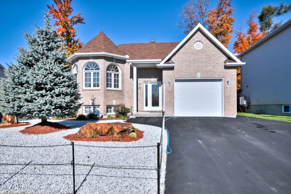 Royal LePage Vallée de lOUTAOUAIS - Papineauville | 216 Rue Henri Bourassa bureau 2, Papineauville, QC J0V 1R0, Canada | Phone: (819) 427-5101