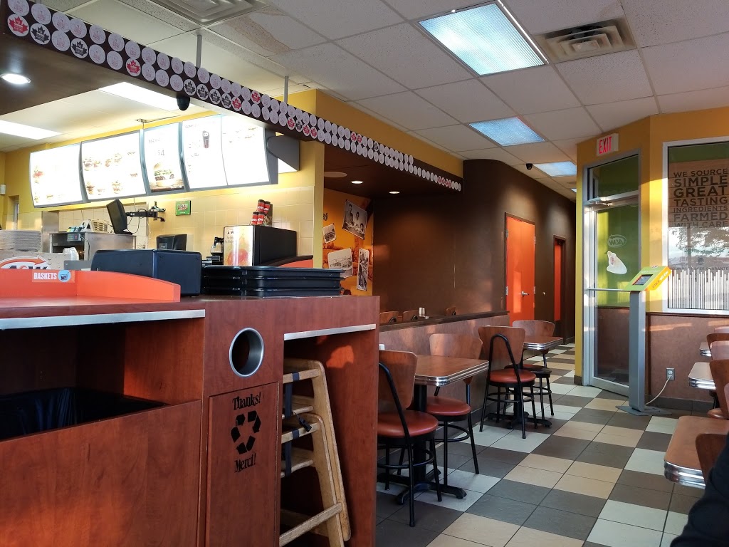 A&W Canada | 506 McNeely Ave, Carleton Place, ON K7C 0A7, Canada | Phone: (613) 253-8777