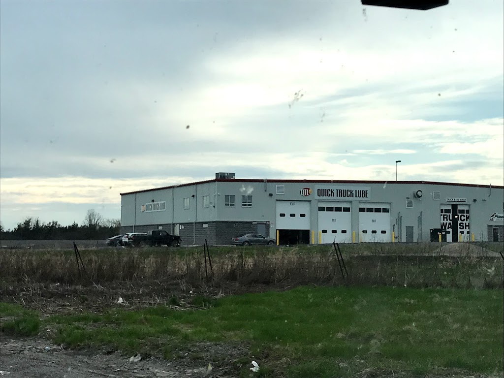 Quick Truck Lube Napanee | Greater Napanee, ON K0K 2Z0, Canada | Phone: (888) 785-5823
