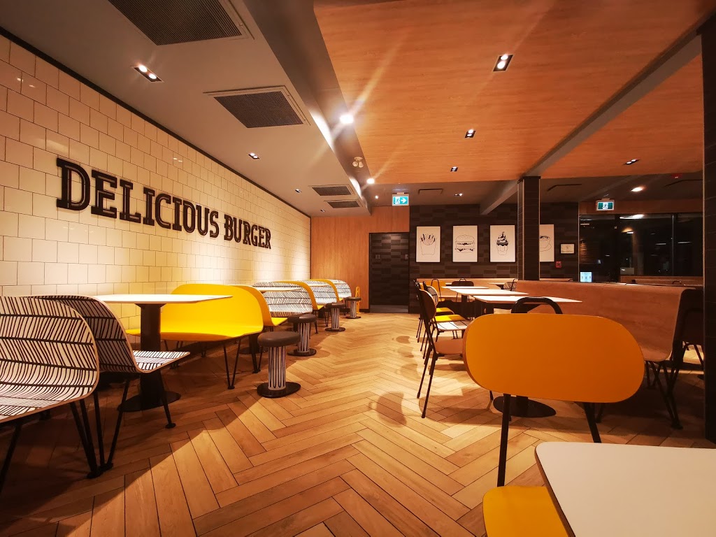 McDonalds | 2909 Grandview Hwy, Vancouver, BC V5M 2E4, Canada | Phone: (604) 718-1010