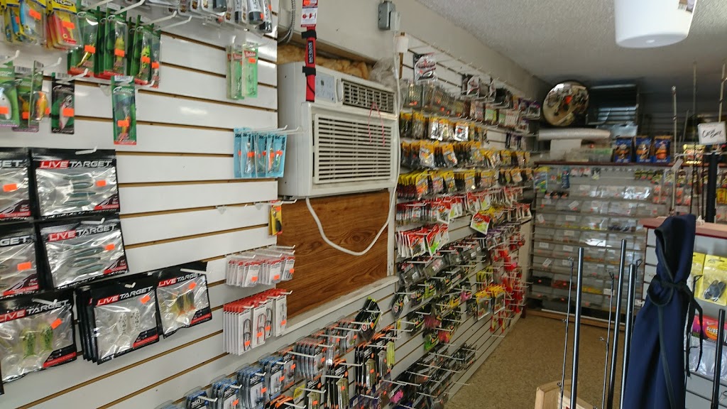 H & H Tackle | 53 Colborne St W, Brantford, ON N3T 1K6, Canada | Phone: (519) 752-3474