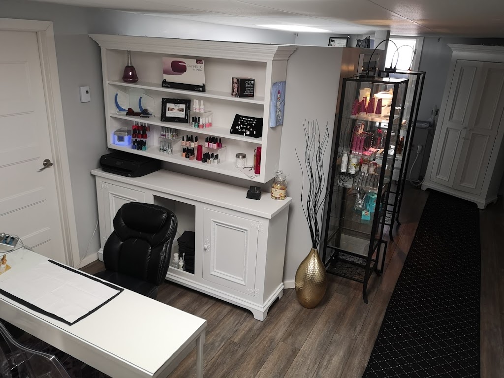 Geneviève Chevrier (Atelier Beauté) | 818 Av. de Grande Île, Salaberry-de-Valleyfield, QC J6S 3N8, Canada | Phone: (450) 601-6060