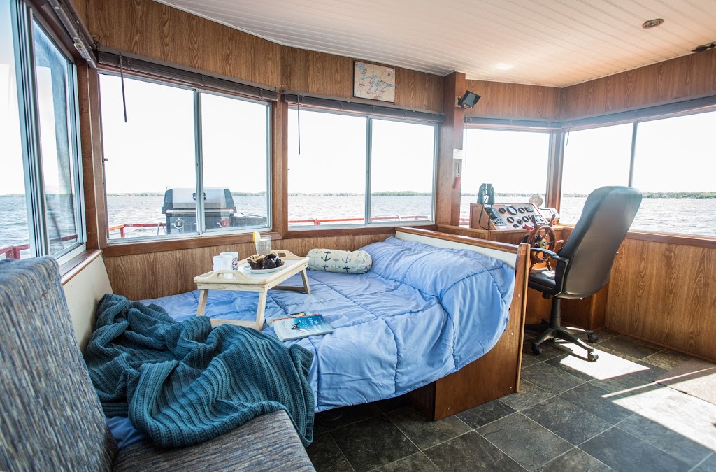 Happy Days Houseboat Rental ltd. | 5 Colony Rd, Bobcaygeon, ON K0M 1A0, Canada | Phone: (877) 475-2997