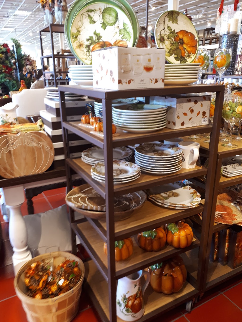 Pier 1 | 1230 Wellington Rd Unit 101, London, ON N6E 1M3, Canada | Phone: (519) 668-3989
