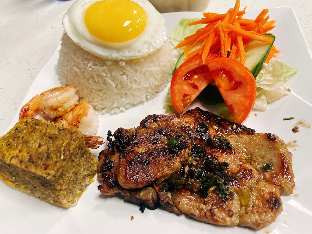 Pho 4 U | 99 Belmont Dr Unit 16, London, ON N6J 2N7, Canada | Phone: (519) 601-0746