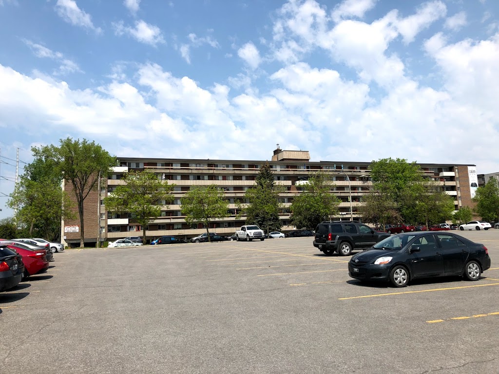 Place Versailles Apartments | 7235 Rue Pierre Corneille, Montréal, QC H1M 1L3, Canada | Phone: (514) 353-1900