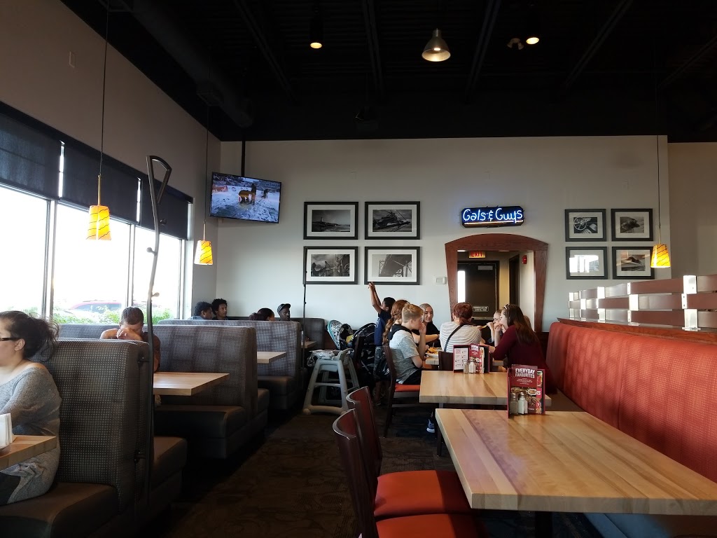 Boston Pizza | 194A Chain Lake Dr, Halifax, NS B3S 1C5, Canada | Phone: (902) 450-0450